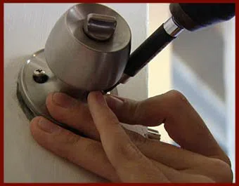 Locksmith Lock Store Schiller Park, IL 847-915-3680 - 9-locks-change